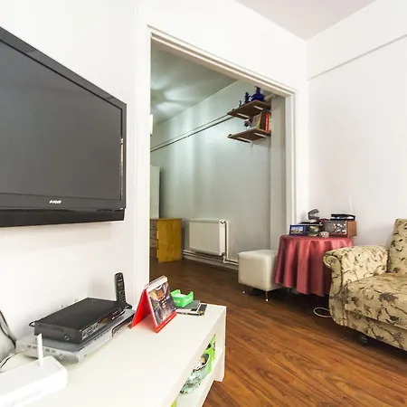 Cihangir Amedis Suites דירה